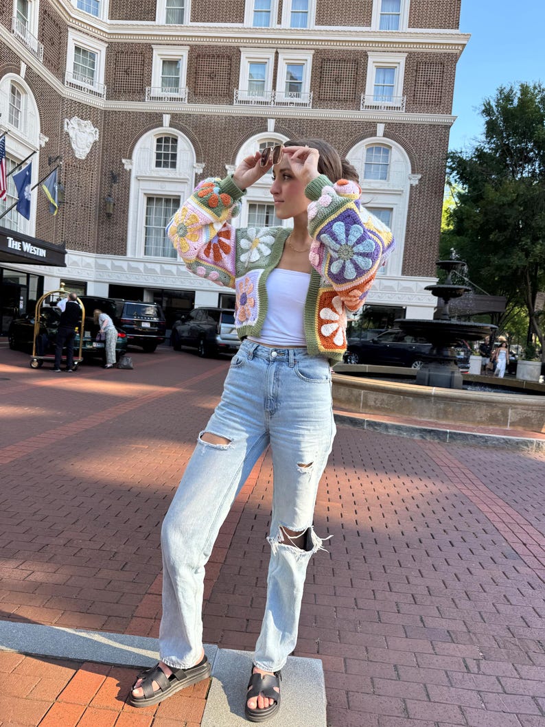 Crochet Daisy Sweater Pattern