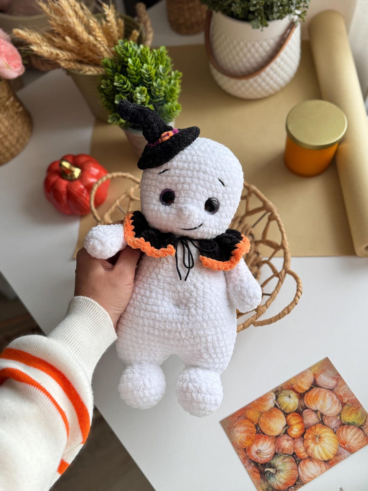 Ghost Halloween Crochet Pattern